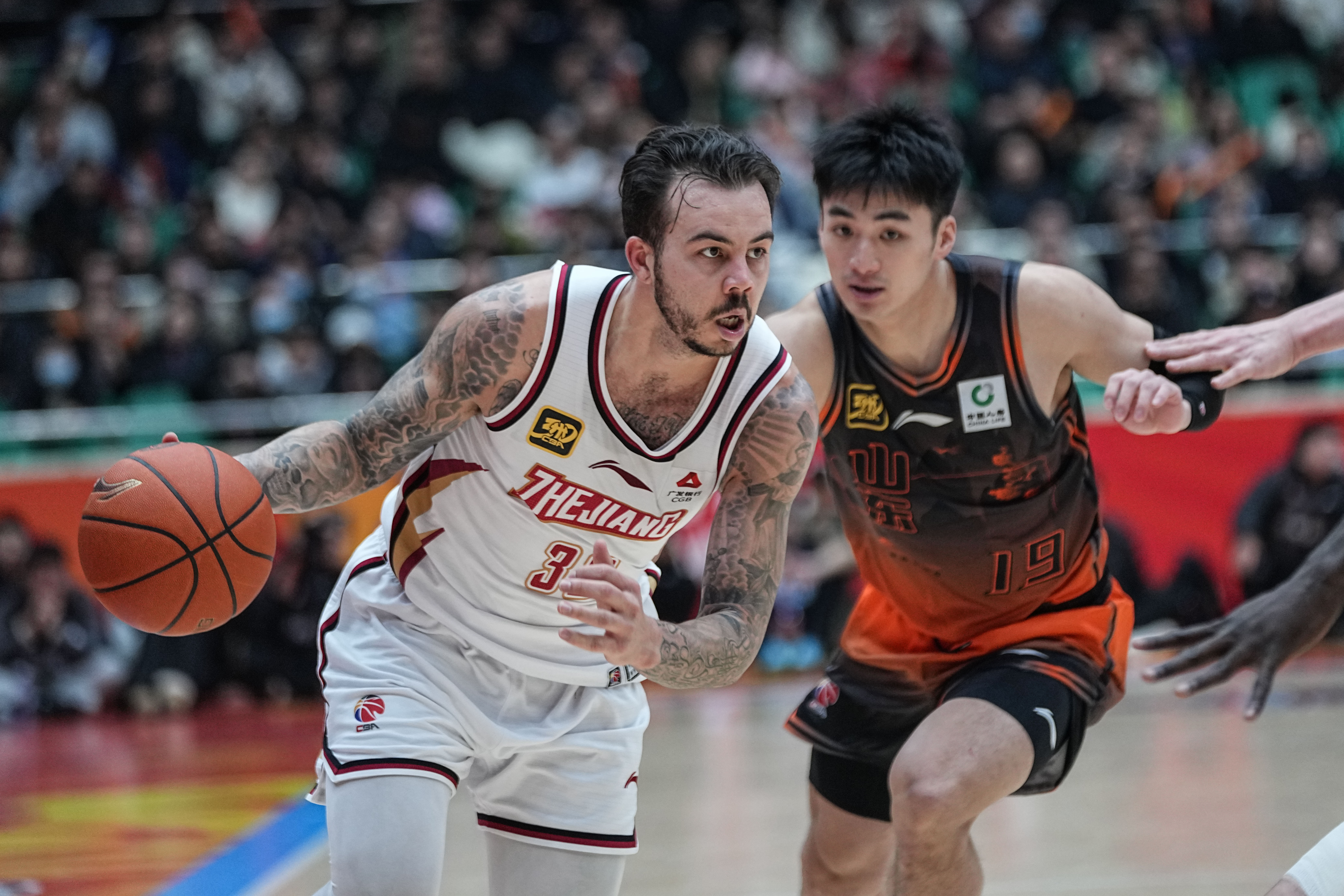 包含赛后突围战来临，浙江队围绕NBA季后赛单刀错失，震撼外界，年轻球员得到机会的词条